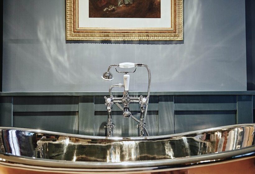 ホテル Kings Arms