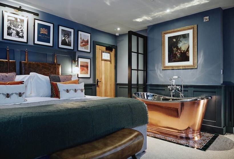 ホテル Kings Arms