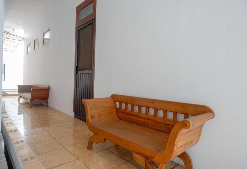 ホテル Koolkost Syariah At Jalan Juanda Solo   Minimum Stay 6 Nights