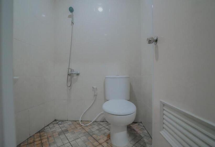 ホテル Koolkost Syariah Near Widyatama University Bandung