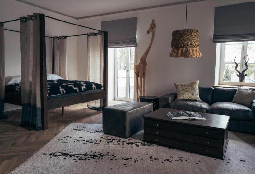 Отель Matador Lodges