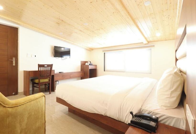 ホテル Mussoorie Heights