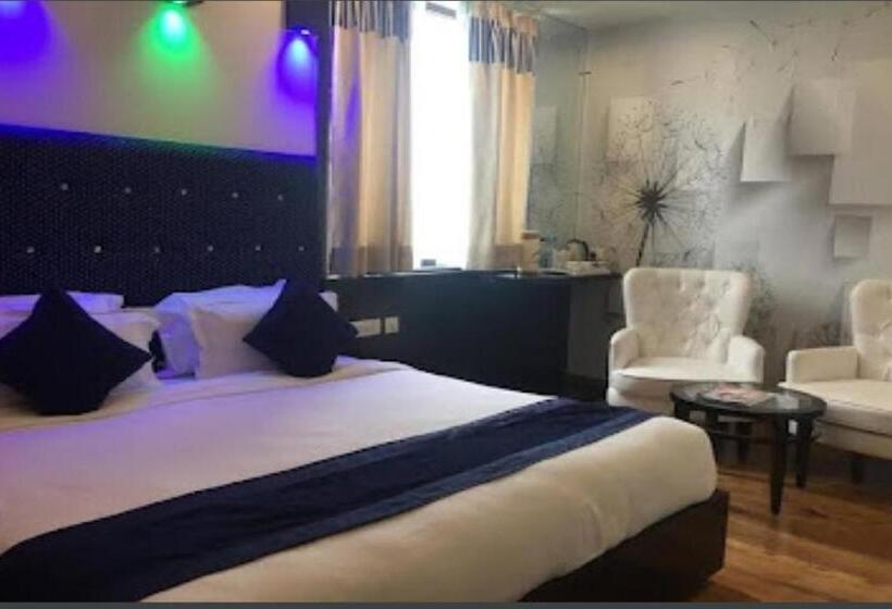 Отель Oyo 84879 Krishna