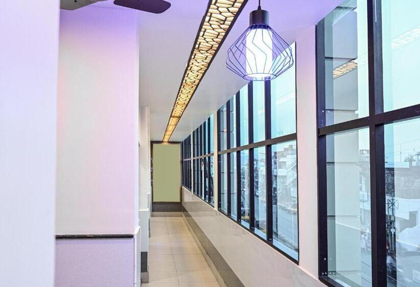 בית מלון כפרי Oyo 85707 Gv Grand