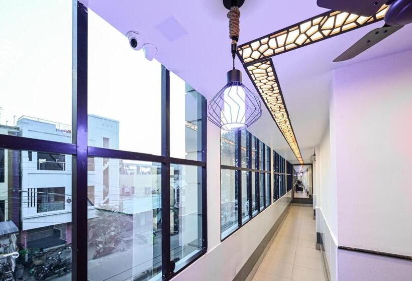 בית מלון כפרי Oyo 85707 Gv Grand