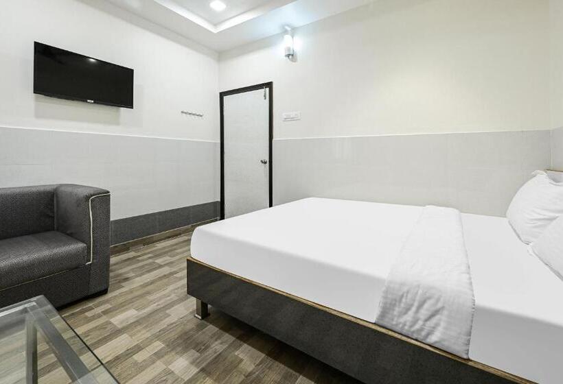 호텔 Oyo 85707 Gv Grand