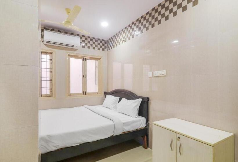 Super Hotel O Aroma Classic Near Nampally Railway Station