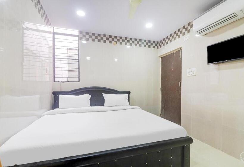Super Hotel O Aroma Classic Near Nampally Railway Station