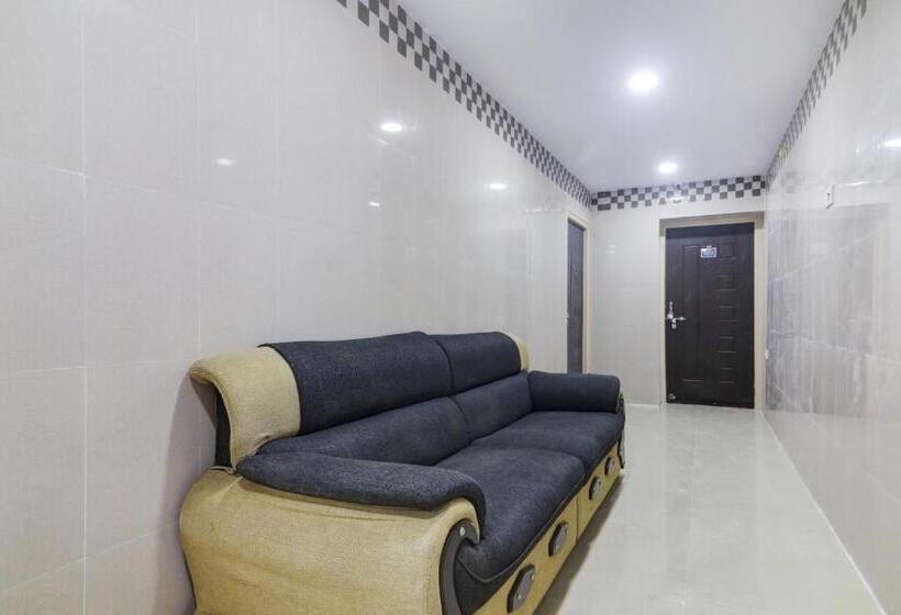 Super Hotel O Aroma Classic Near Nampally Railway Station