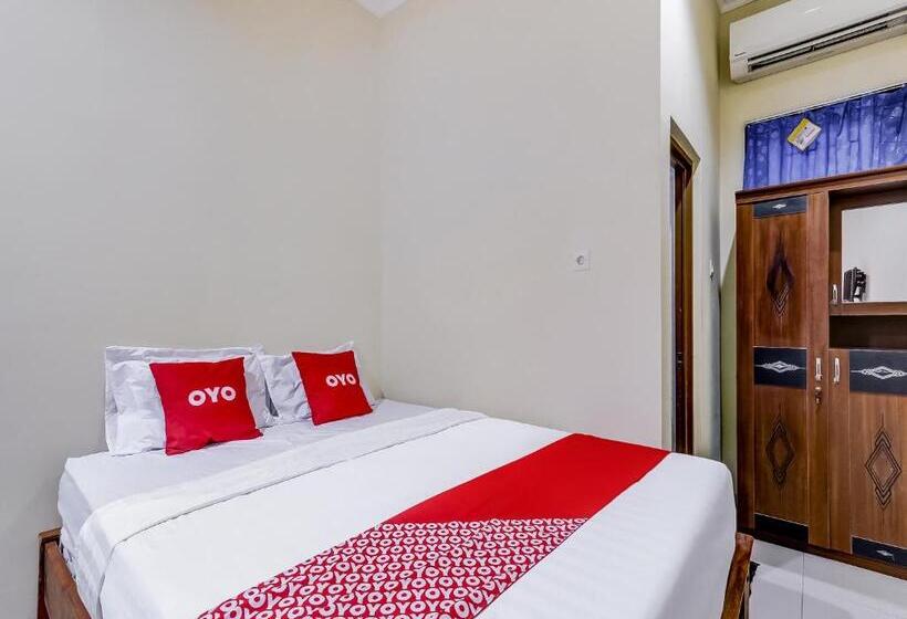 ホテル Oyo 90927 Homestay Tentrem 2