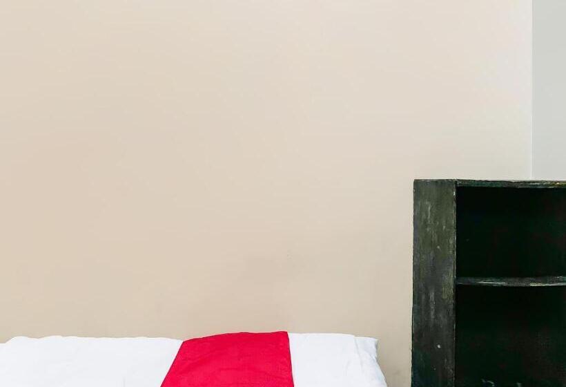 فندق Reddoorz Near Rs Labuang Baji Makassar