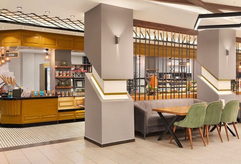 فندق Ramada By Wyndham Elbistan