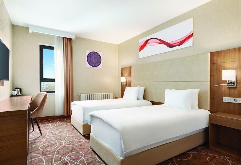 فندق Ramada By Wyndham Elbistan