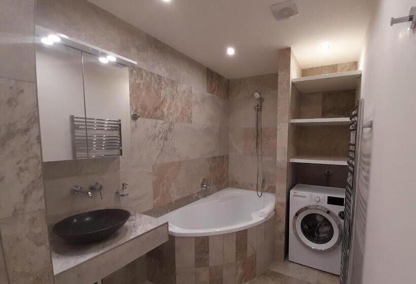 فندق Residence Mariánská