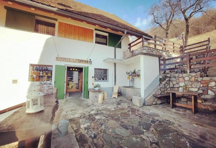 בית מלון כפרי Rifugio Fornas