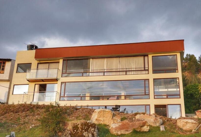 בית מלון כפרי Rocamonti