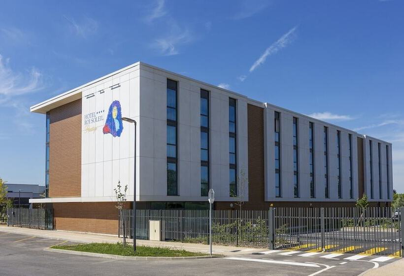 בית מלון כפרי Hôtel Roi Soleil Prestige Plaisir   St Quentin