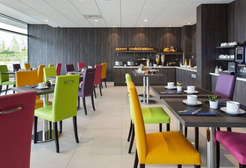 בית מלון כפרי Hôtel Roi Soleil Prestige Plaisir   St Quentin