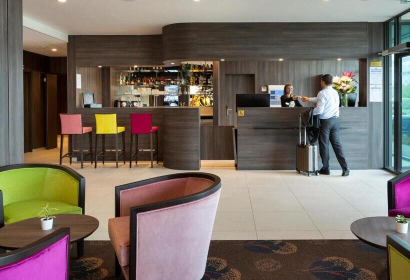 בית מלון כפרי Hôtel Roi Soleil Prestige Plaisir   St Quentin