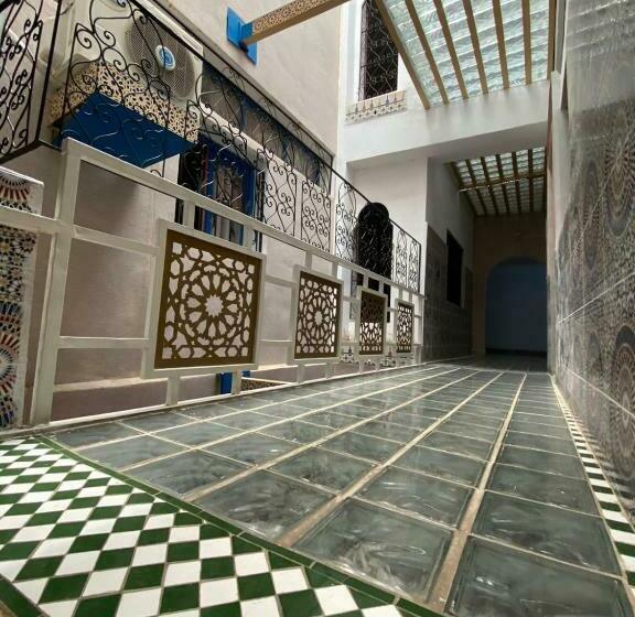 هتل Ryad Tetouan Aeroport