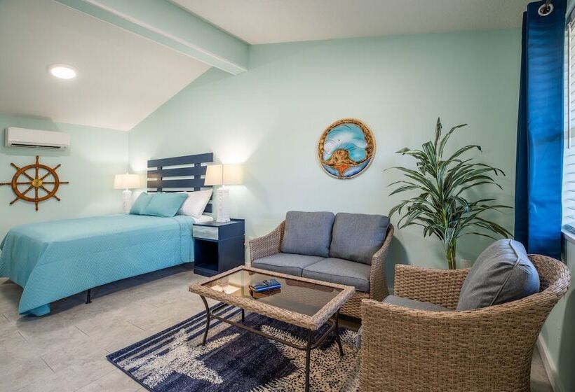 فندق Salt Air Inn & Suites