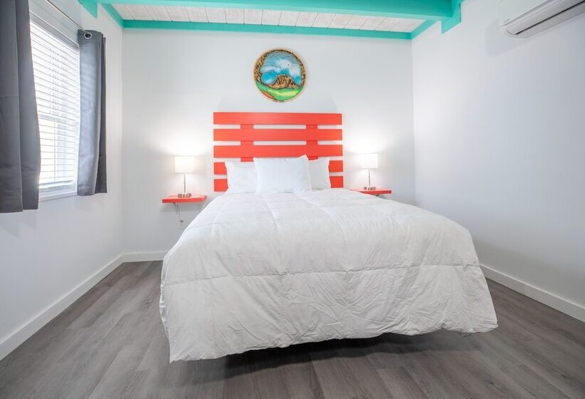 فندق Salt Air Inn & Suites