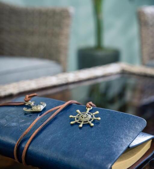 فندق Salt Air Inn & Suites