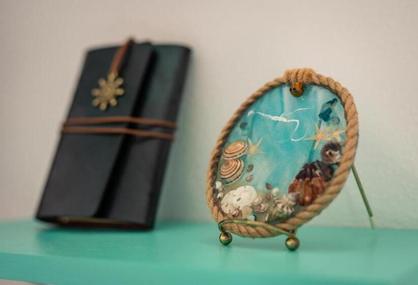 فندق Salt Air Inn & Suites