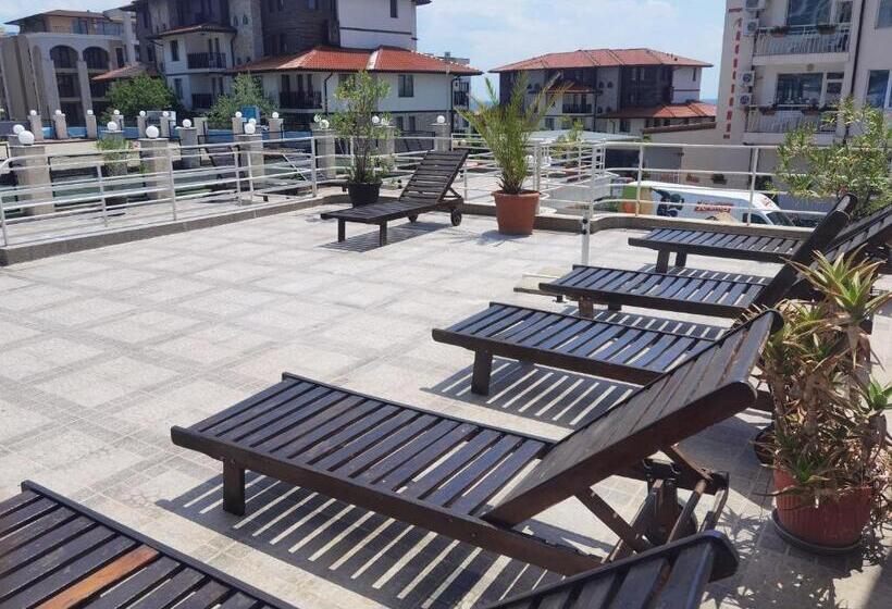 בית מלון כפרי Santorini Sveti Vlas