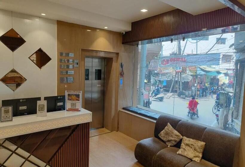 Отель Sri Balaji