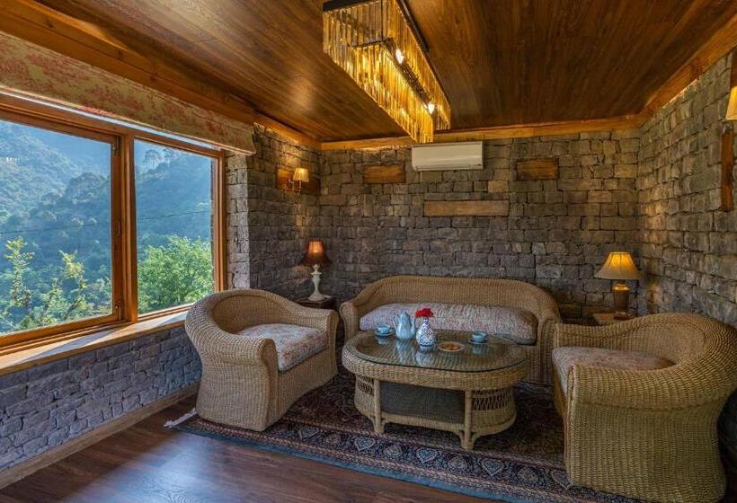 Отель Stayvista At Mountain Mirage