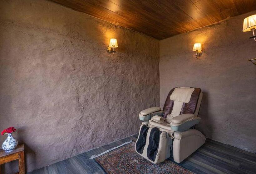 فندق Stayvista At Mountain Mirage