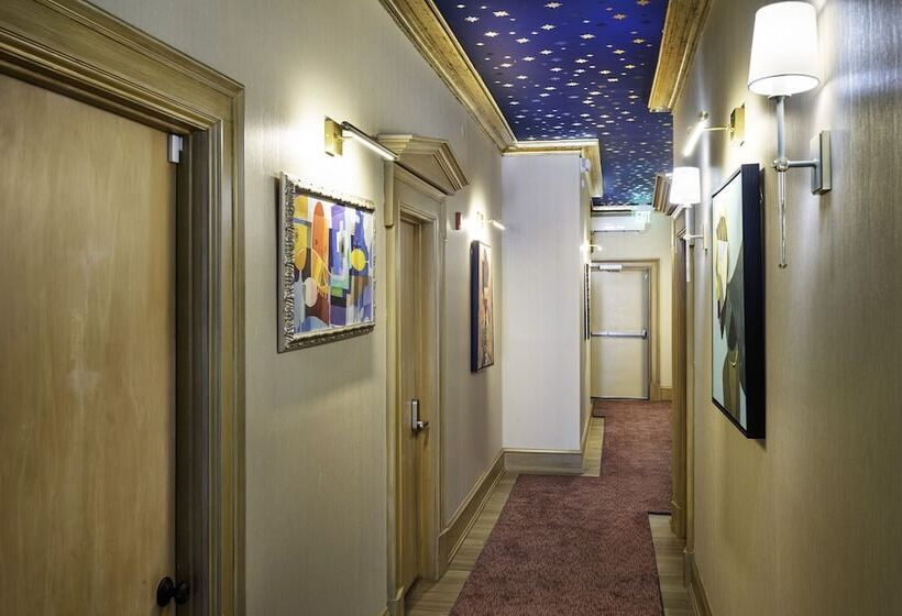 Отель The Edward Buffalo