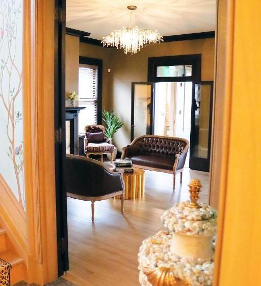 Отель The Edward Buffalo