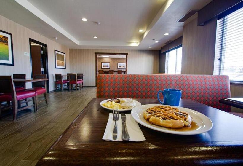 בית מלון כפרי Inn At Hunters Run