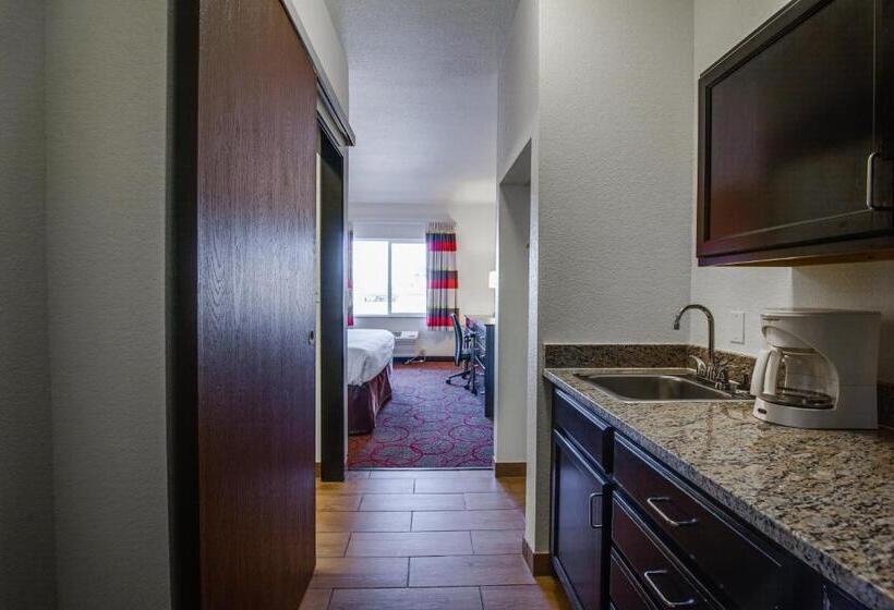 בית מלון כפרי Inn At Hunters Run