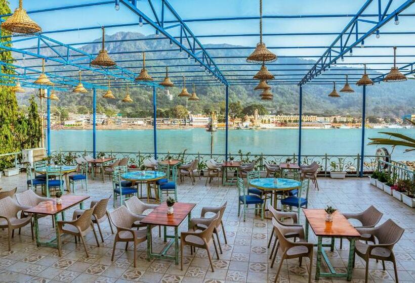 בית מלון כפרי The Neeraj Ganga Heritage Palace