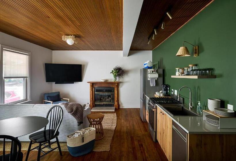 The Neighborhood Hotel Grand Beach