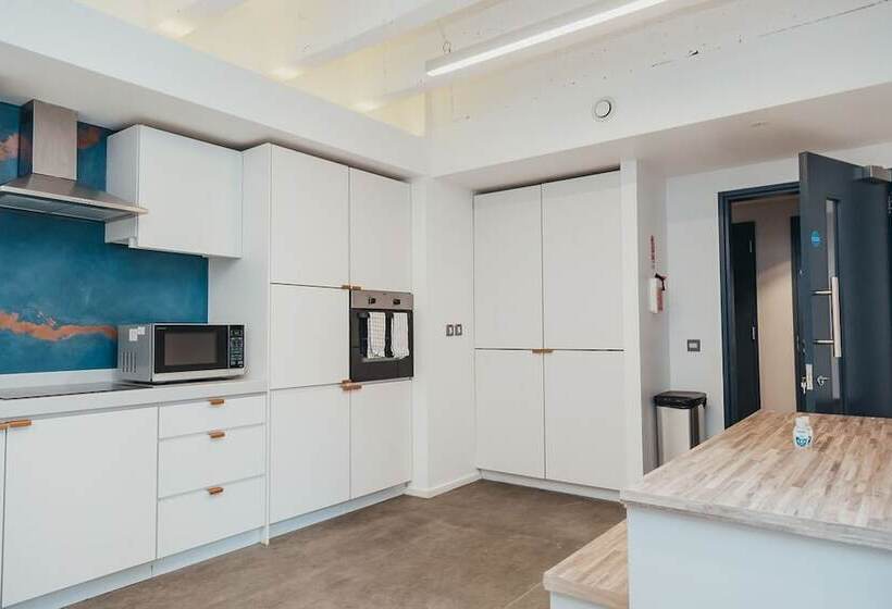 בית מלון כפרי Quarter By The Warren Collection