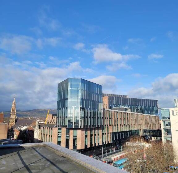 בית מלון כפרי Quarter By The Warren Collection