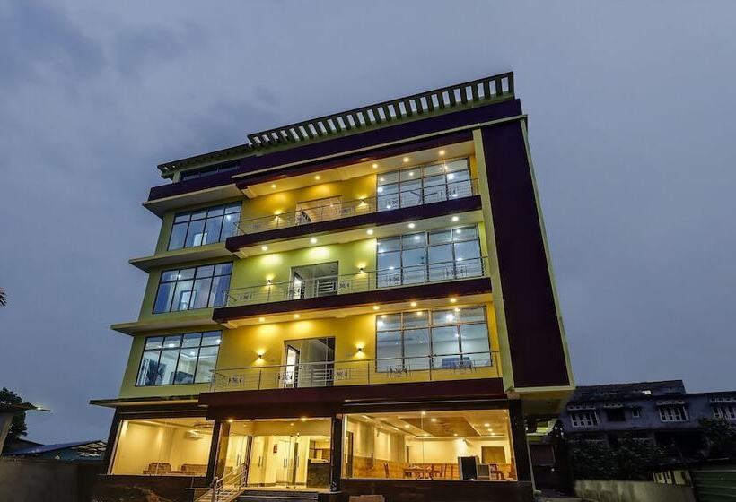 Treebo Hotel Mobi Vip Airport