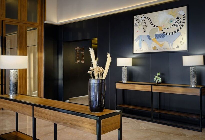 هتل Tunis Marriott