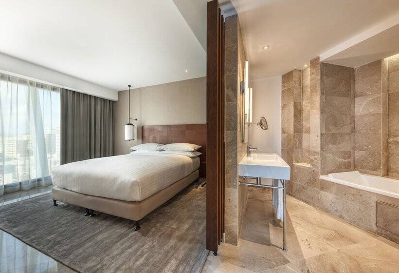 هتل Tunis Marriott