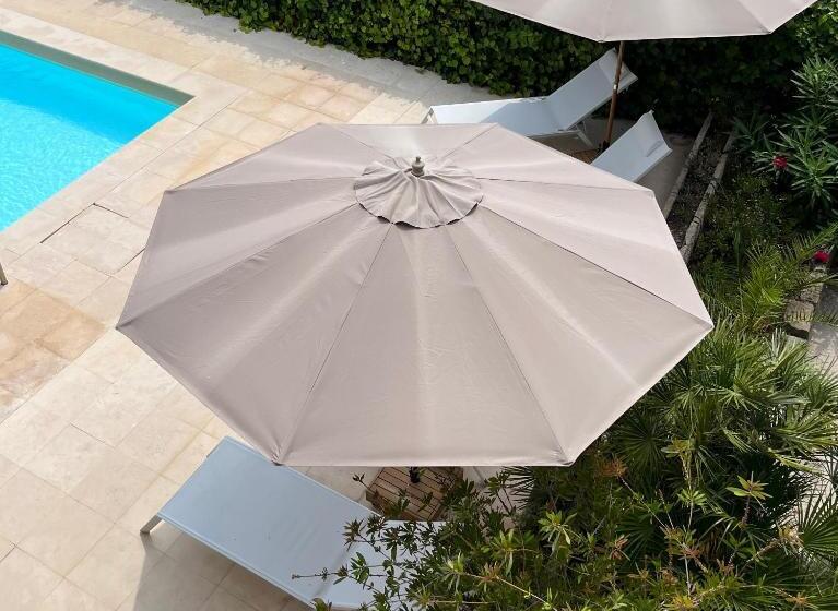 בית מלון כפרי Villa Paradis