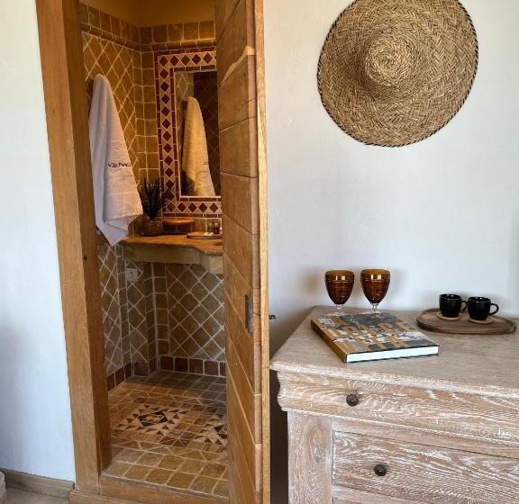 בית מלון כפרי Villa Paradis