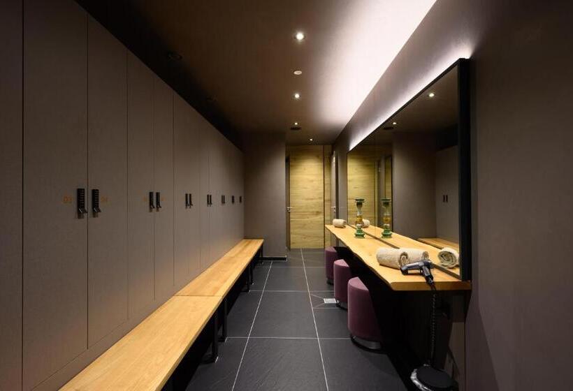 Отель Villars Palace