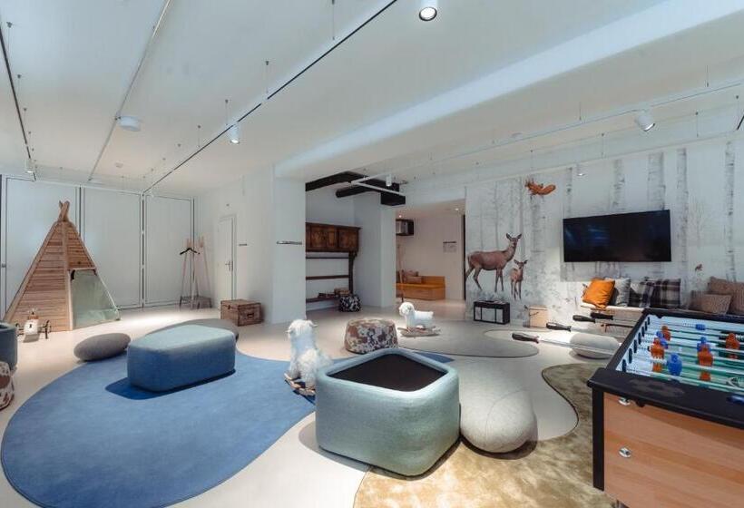 Отель Villars Palace