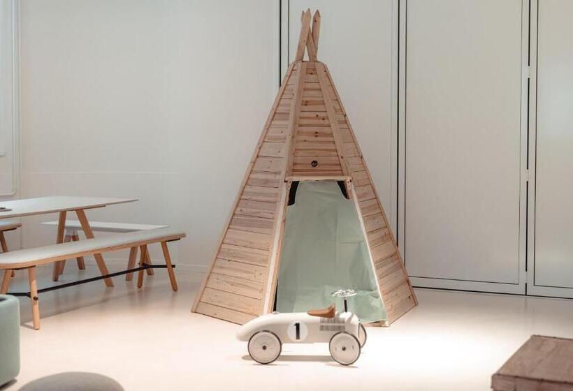 Отель Villars Palace