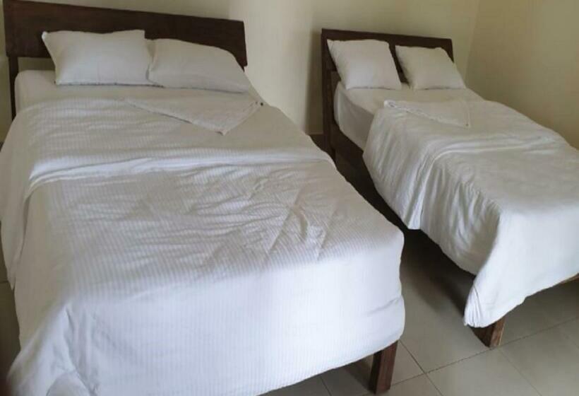 فندق Wild Wood Resort By Stayapart