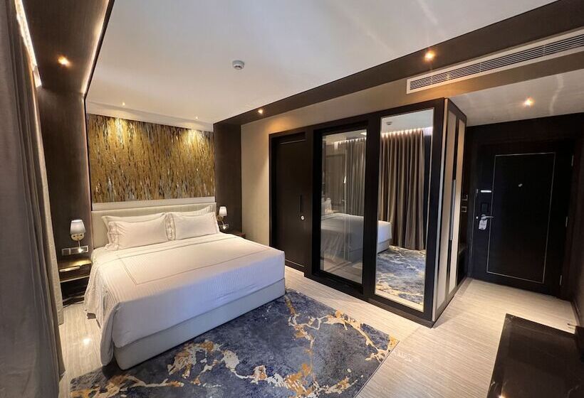 ホテル Zest Metropole